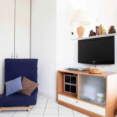 Donna Saretta Casetta Tradizionale Amalfitana Amalfi